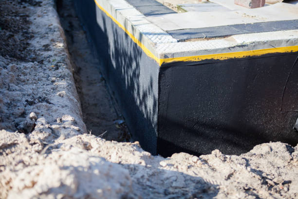 Professional Crawl Space Encapsulation technician working in South Whitley, IN